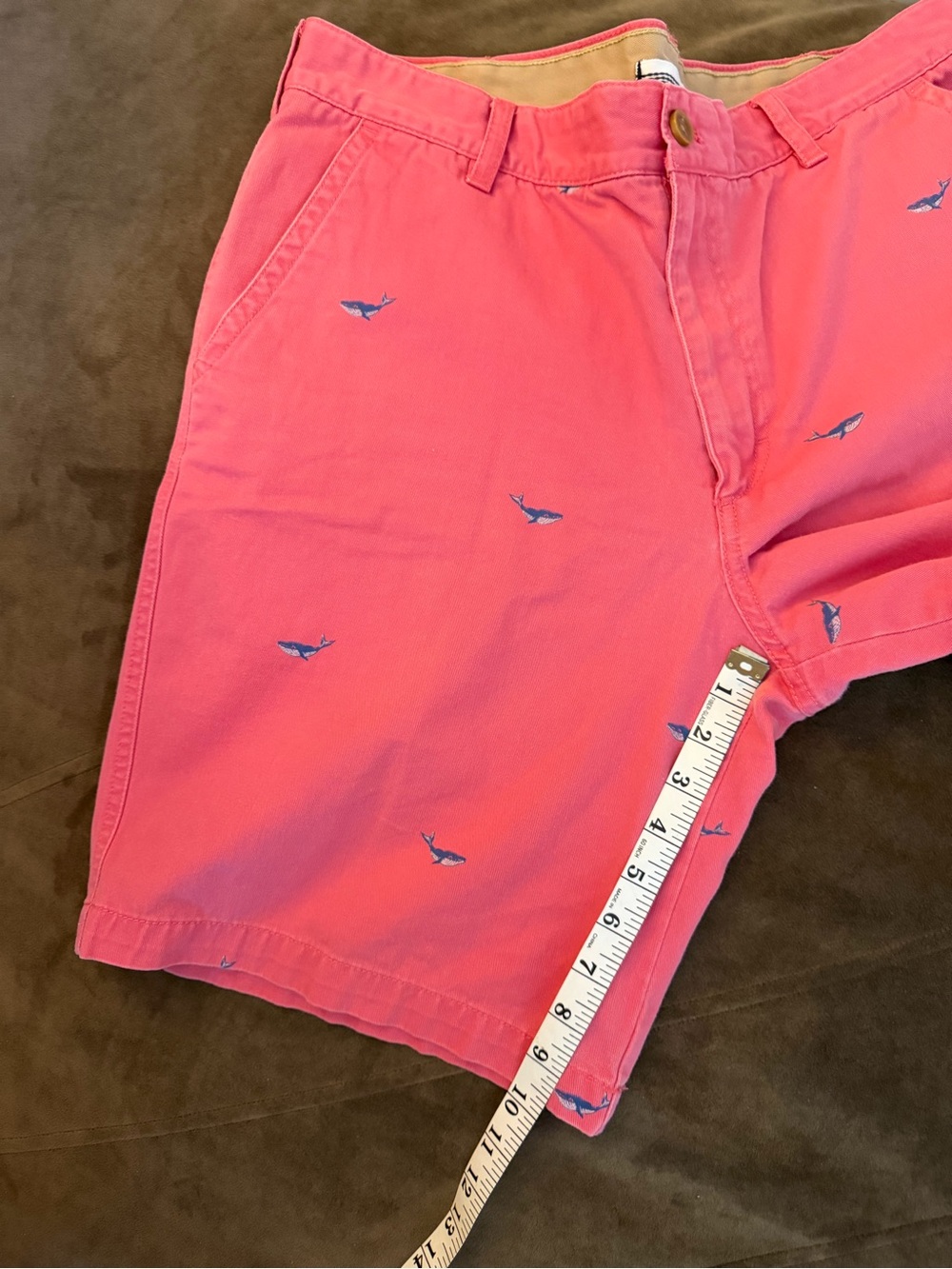 Izod Saltwater Coral Flat-Front Shorts with Navy blue whale casual preppy - Picture 7 of 10